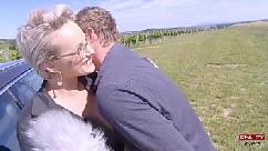 Angely wicky reviews a car