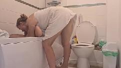 His young step mot came over her son in the bathroom while he relaxed and almost fell a