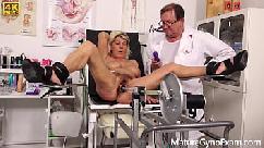 Sexy granny lola wild examined by filthy doctor tim wetman