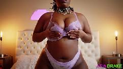 Big fat tits need to be sucked on