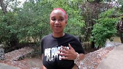 Pyoor honey takes a big cock